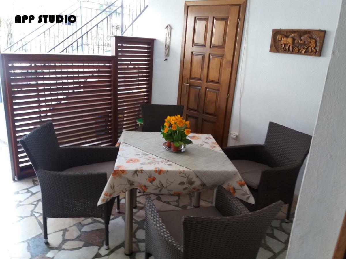 Apartments Nives Пореч Екстериор снимка